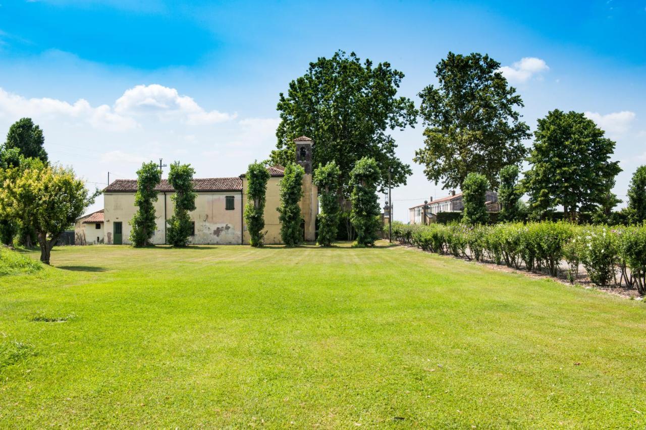 Agriturismo Lecolombare Nogarole Rocca Exterior photo